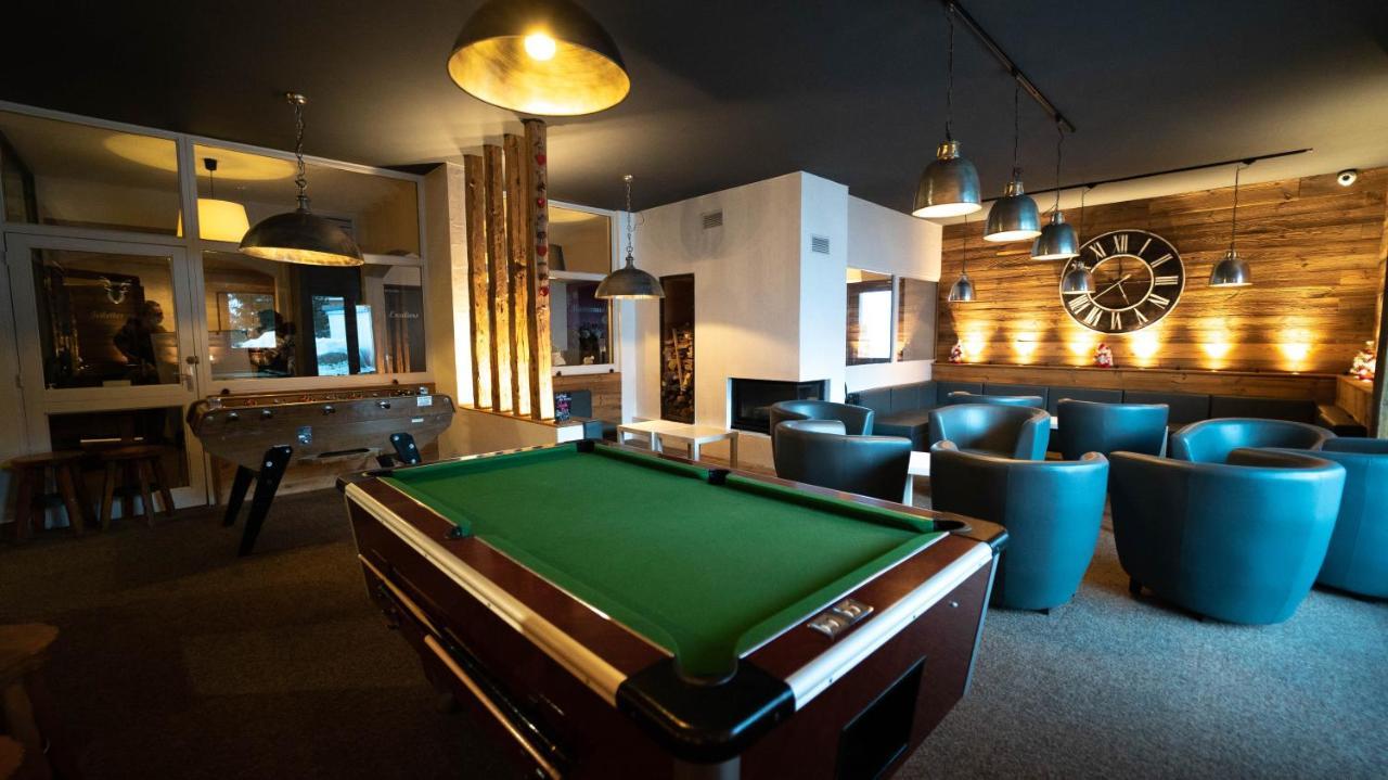 Hotel Club "Les Carrettes" Valmeinier Bagian luar foto